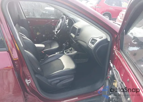 2021 Jeep Compass Latitude 4X4 из США, поврежденный, VIN 3C4NJDBB2MT599212